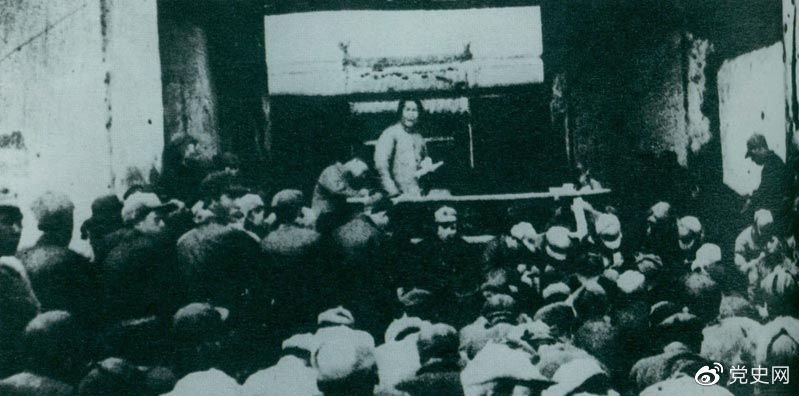 1935年12月27日，毛澤東在陜北瓦窯堡黨的活動分子會議上作《論反對日本帝國主義的策略》報(bào)告。