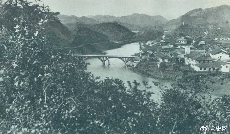 1930年12月，紅軍在龍岡地區(qū)殲滅國(guó)民黨軍第十八師近一萬(wàn)人，活捉敵師長(zhǎng)張輝瓚。圖為作戰(zhàn)舊址江西興國(guó)東北的龍岡。